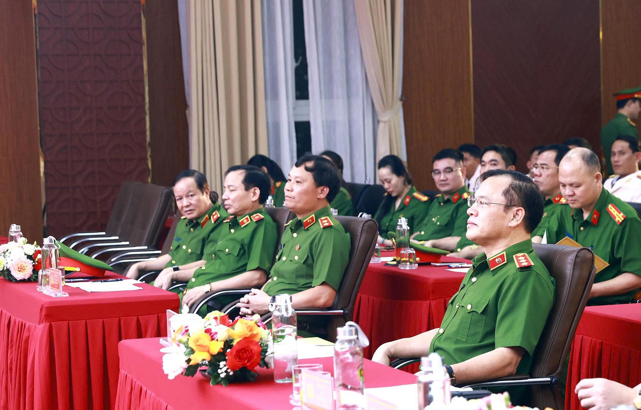 Các đại biểu tham dự tại Lễ tuyên dương.