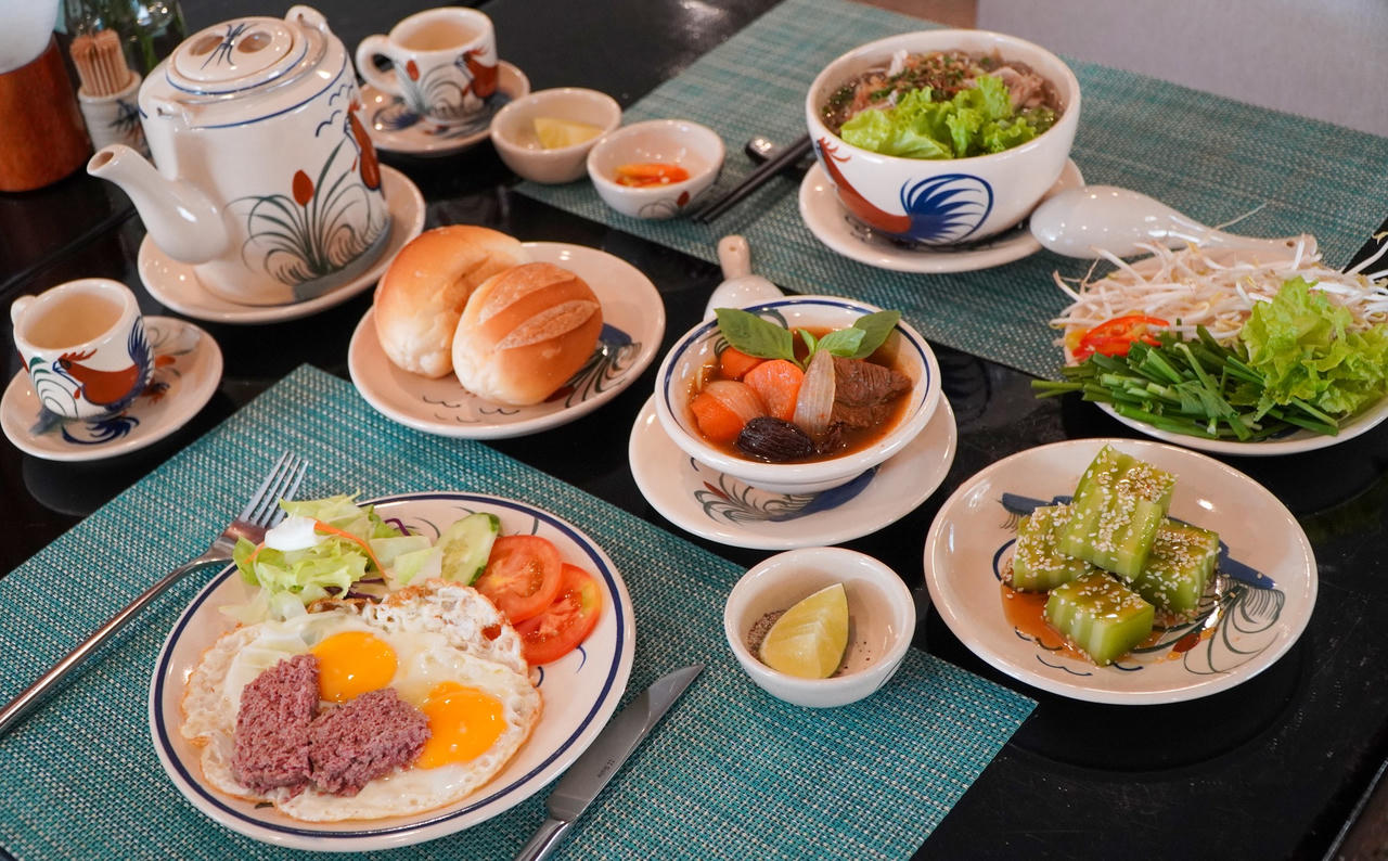 Thực khách như được “trở về ngày xưa” với những bữa ăn thuần Việt tại TTC Hotel - Cần Thơ.