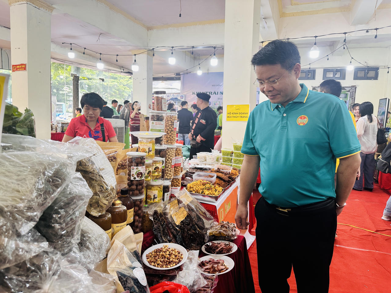 Hàng trăm sản phẩm được giới thiệu tại Phiên chợ Nông sản Hà Nội 2026