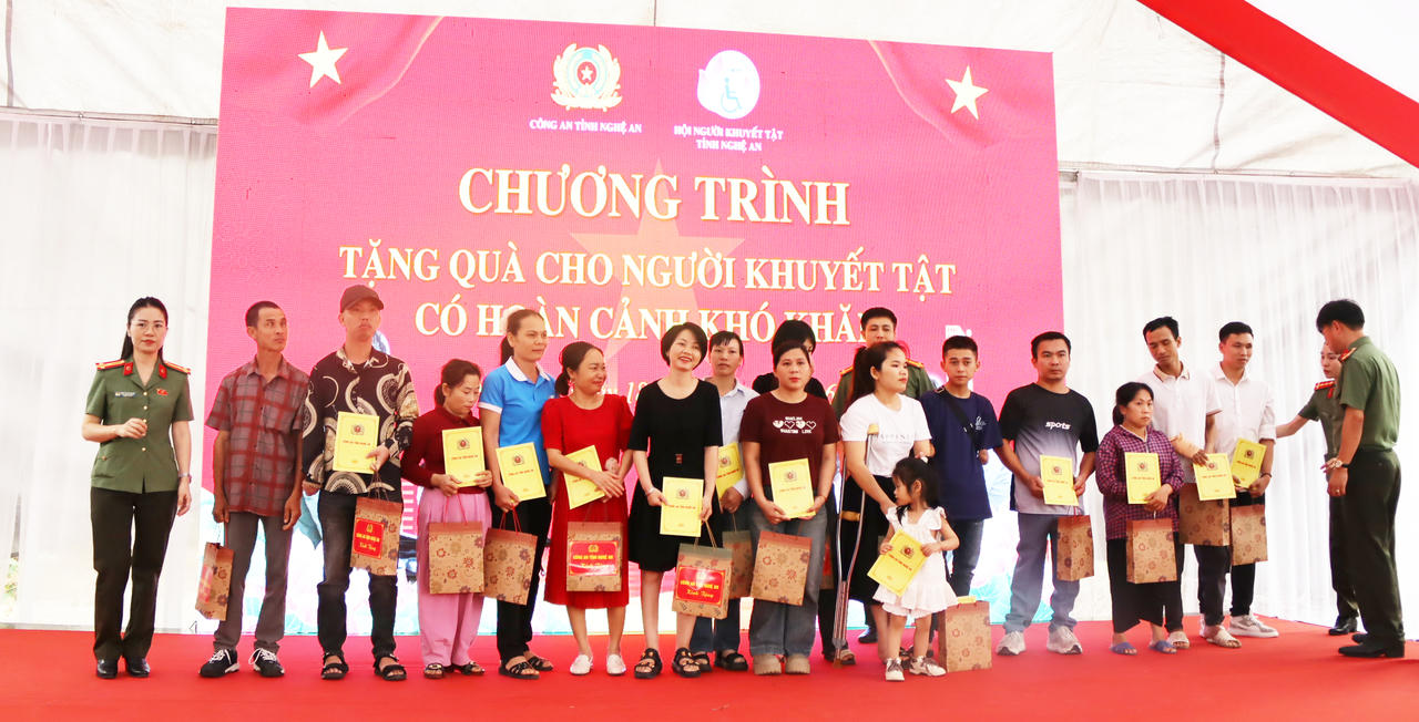 Hoàng Gia Phát Group hướng tới xây dựng 'hạ tầng sinh kế' cho người khuyết tật