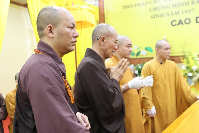 Trang nghiêm lễ nhập kim quan Trưởng lão Hòa thượng Thích Thanh Dục