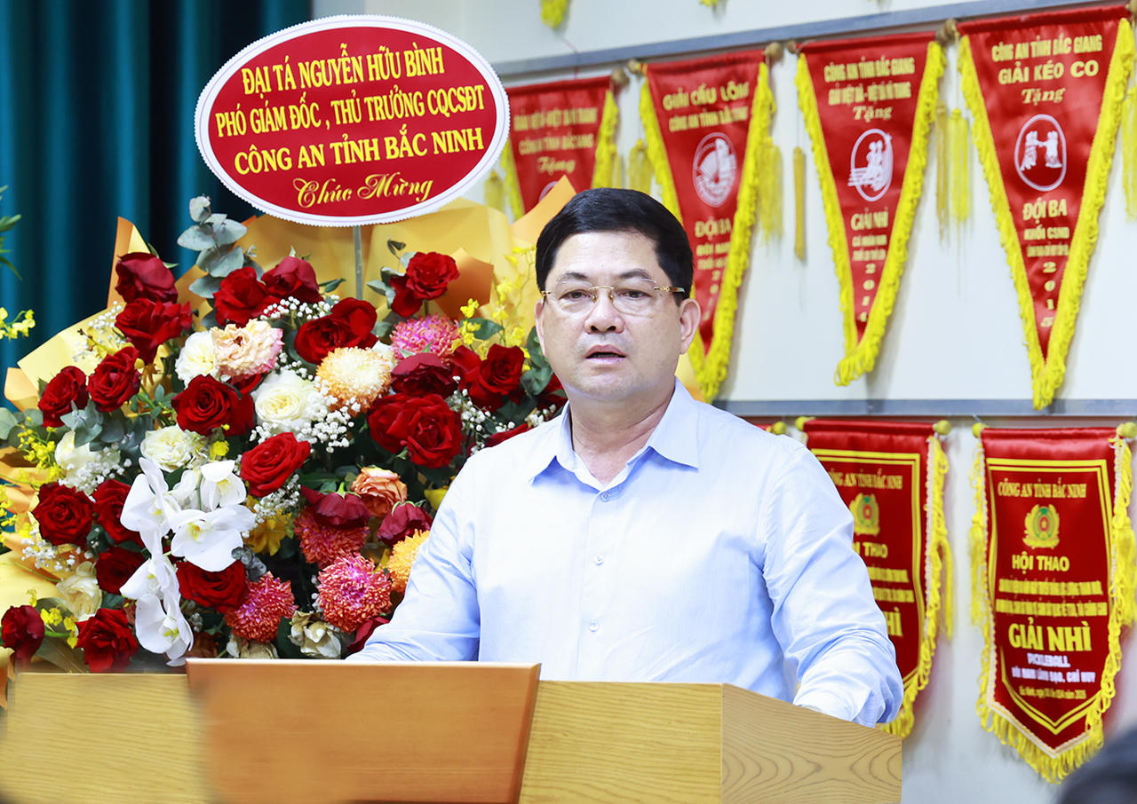 Bí thư Tỉnh ủy Bắc Ninh phát biểu tại buổi thăm, chúc mừng Phòng Cảnh sát hình sự.