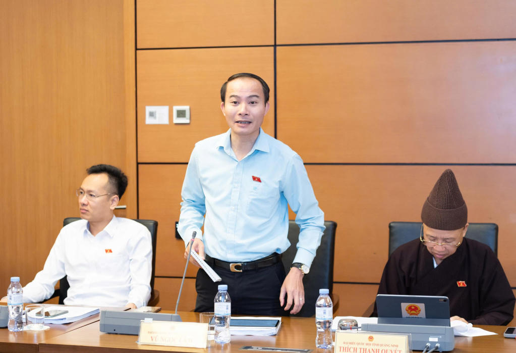 Đại biểu QH đoàn Quảng Ninh: Góp ý nhiều nội dung về chính sách đột phá phát triển văn hoá Việt Nam