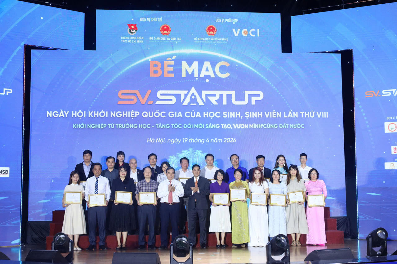 Các thí sinh đạt giải hội thi khởi nghiệp lần thứ VIII năm 2026