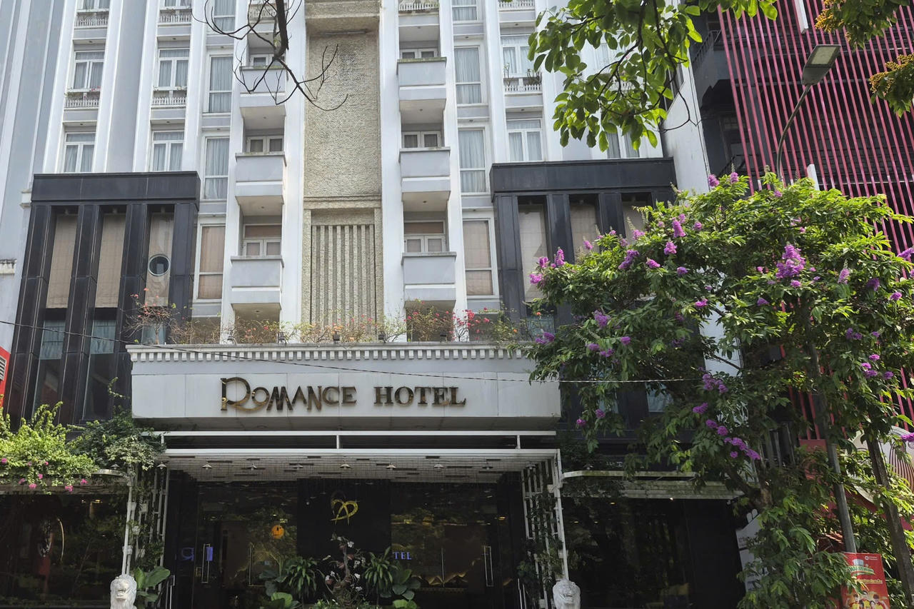 Huế: Lý do khách sạn Romance bị cưỡng chế bàn giao