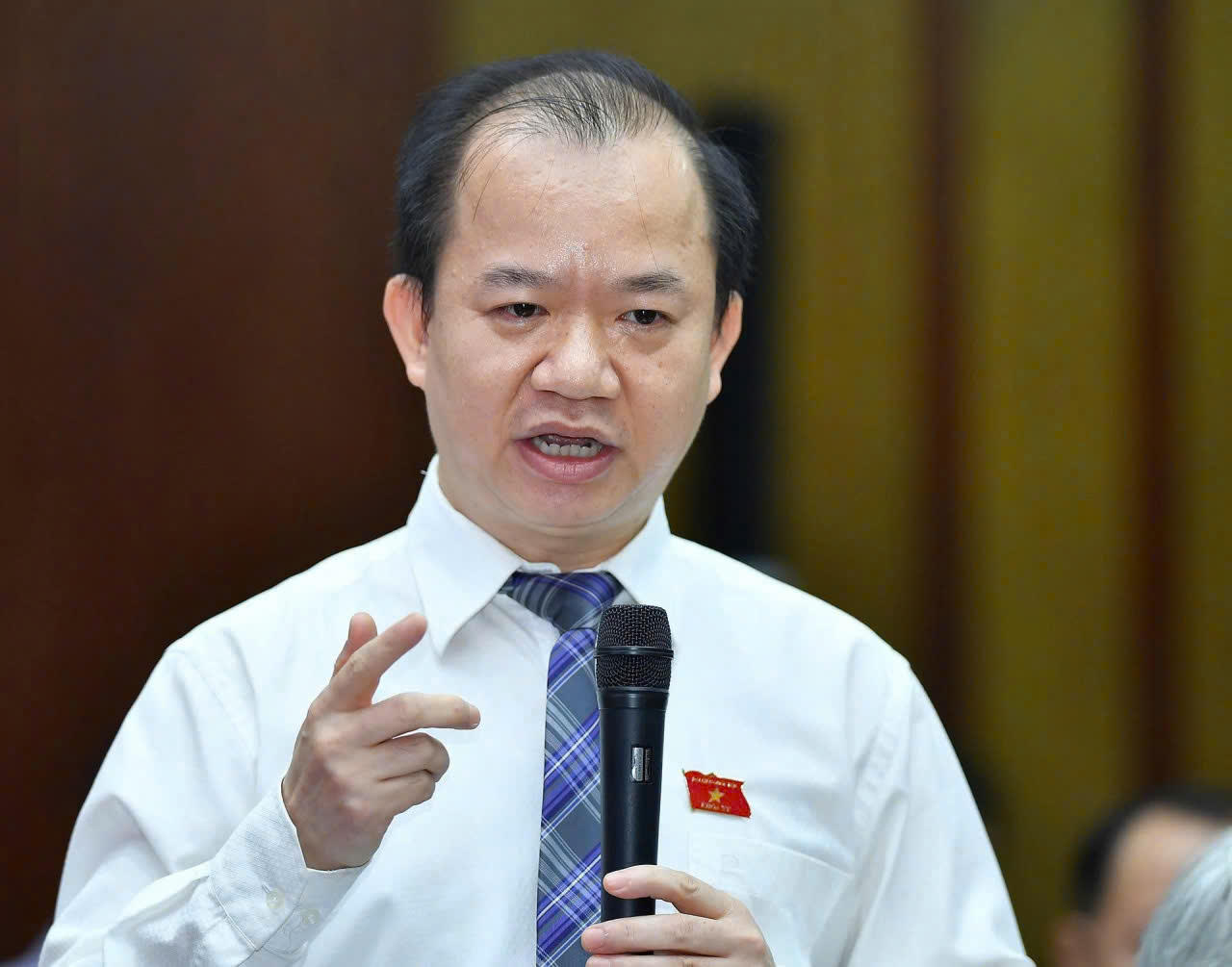 PGS.TS Bùi Hoài Sơn nhấn mạnh sách là nền tảng tinh thần bền vững của xã hội hiện đại.