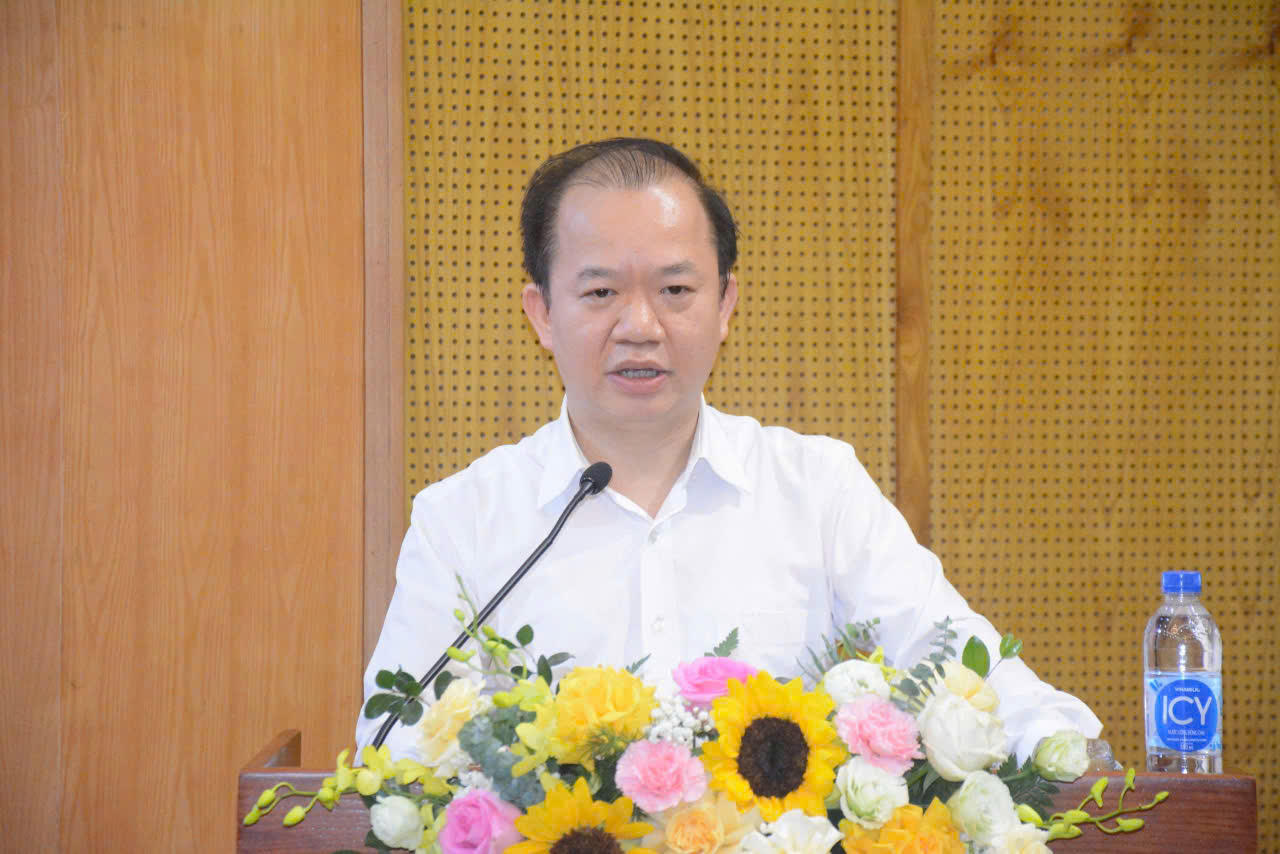 "Một cộng đồng biết đọc sẽ là một cộng đồng biết lắng nghe, biết phản biện, biết tự điều chỉnh mình trong quá trình phát triển" - PGS.TS Bùi Hoài Sơn.