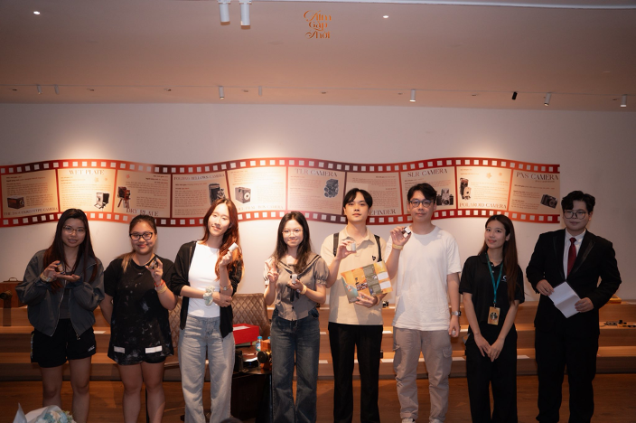 Sinh viên thế hệ mới không đơn giản là ngồi trên giảng đường