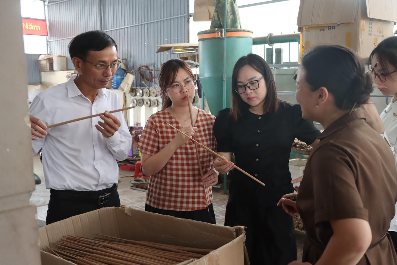 Sản phẩm hương trầm đại của cơ sở trầm Tâm Thiên Hương.