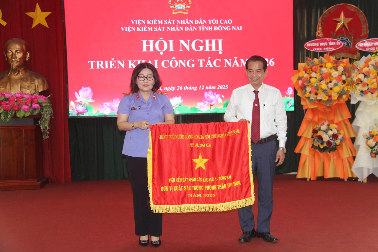 VKSND Khu vực 1 - Đồng Nai được Chính phủ ghi nhận “Đơn vị xuất sắc trong phong trào thi đua năm 2025”.