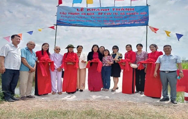 Người lãnh đạo hết lòng vì công việc