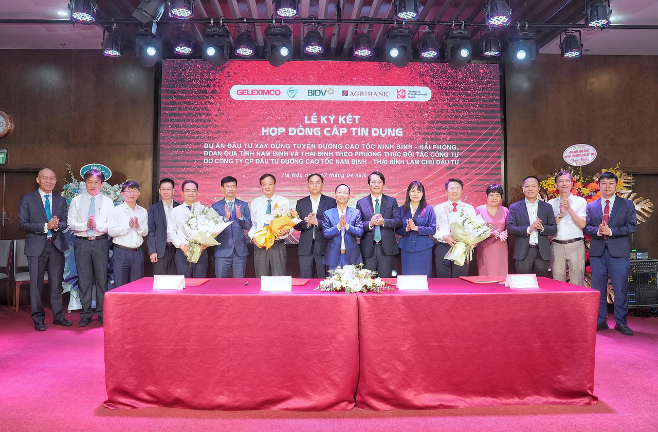 Ký kết hợp đồng cấp tín dụng Dự án đầu tư xây dựng cao tốc Ninh Bình - Hải Phòng