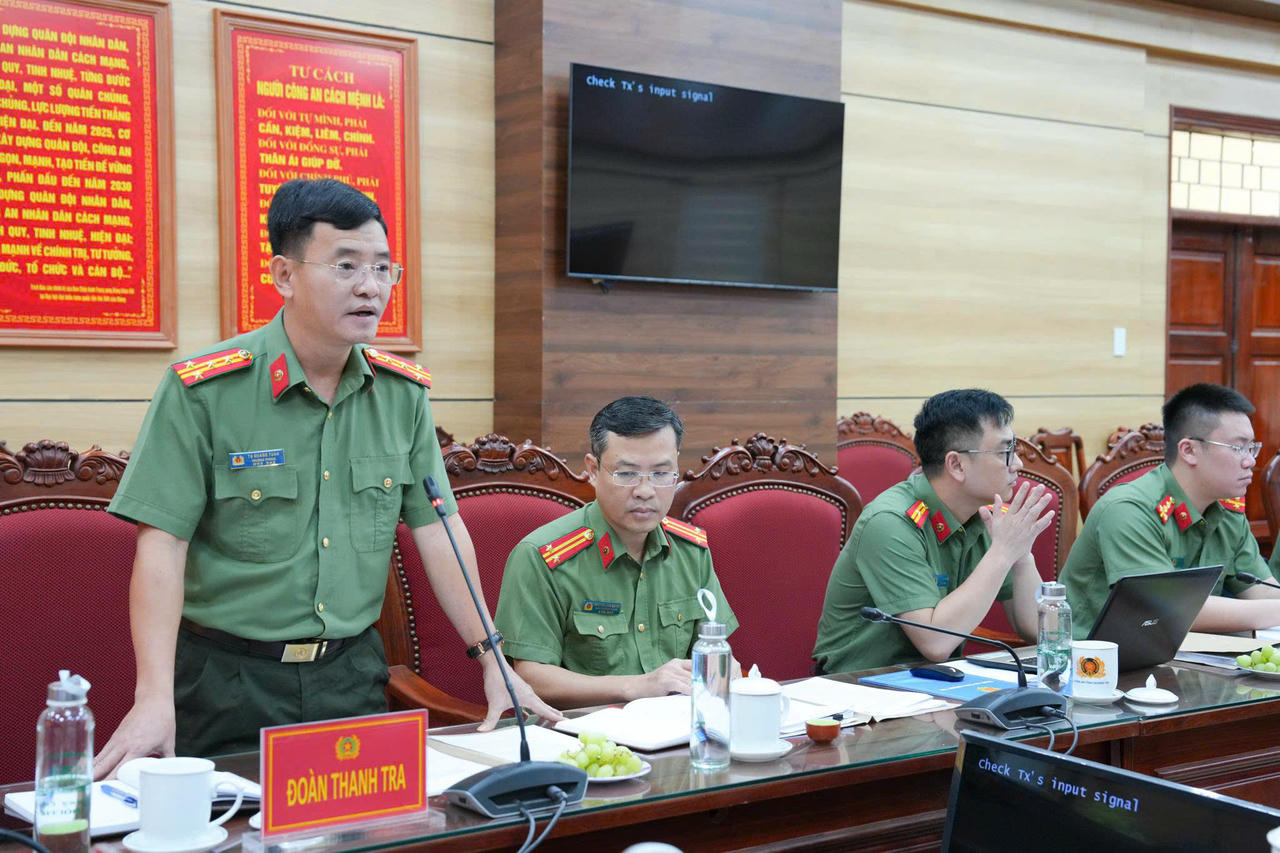 Đoàn thanh tra Bộ Công an làm việc với Công an tỉnh Quảng Trị về công tác xử lý vi phạm giao thông qua hệ thống “phạt nguội”.