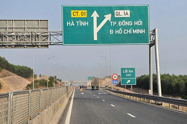 Tạm đóng từng đoạn cao tốc Vũng Áng - Cam Lộ để lắp đặt hệ thống giám sát, thu phí