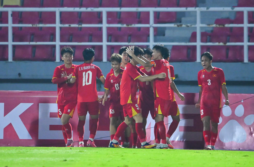 U17 Việt Nam ngược dòng vào chung kết giải U17 Đông Nam Á 2026