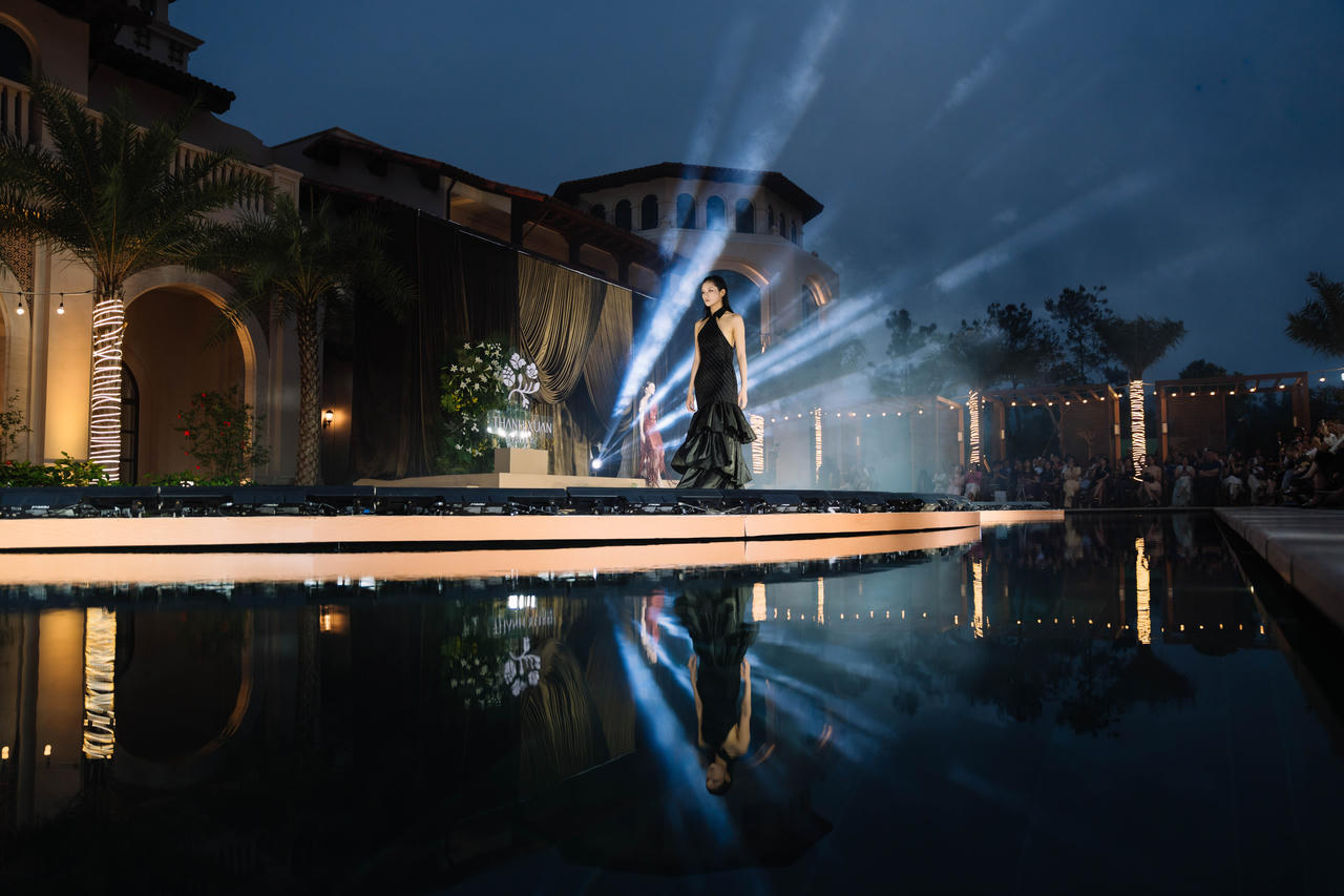 Bộ sưu tập được Phan Đăng Hoàng tinh tuyển dành riêng cho Thanh Xuân Valley, phản chiếu tinh thần “Kiêu hãnh thầm lặng”.