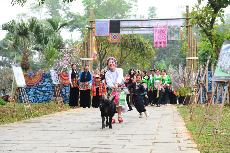 Loạt điểm đến ý nghĩa tại Hà Nội dịp lễ Giỗ tổ Hùng Vương và 30/4, 1/5