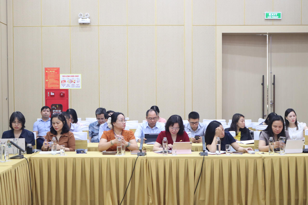 Phổ biến, qu&aacute;n triệt v&agrave; triển khai thực hiện c&aacute;c văn kiện, nghị quyết về c&ocirc;ng t&aacute;c kiểm tra, gi&aacute;m s&aacute;t, kỷ luật của Đảng