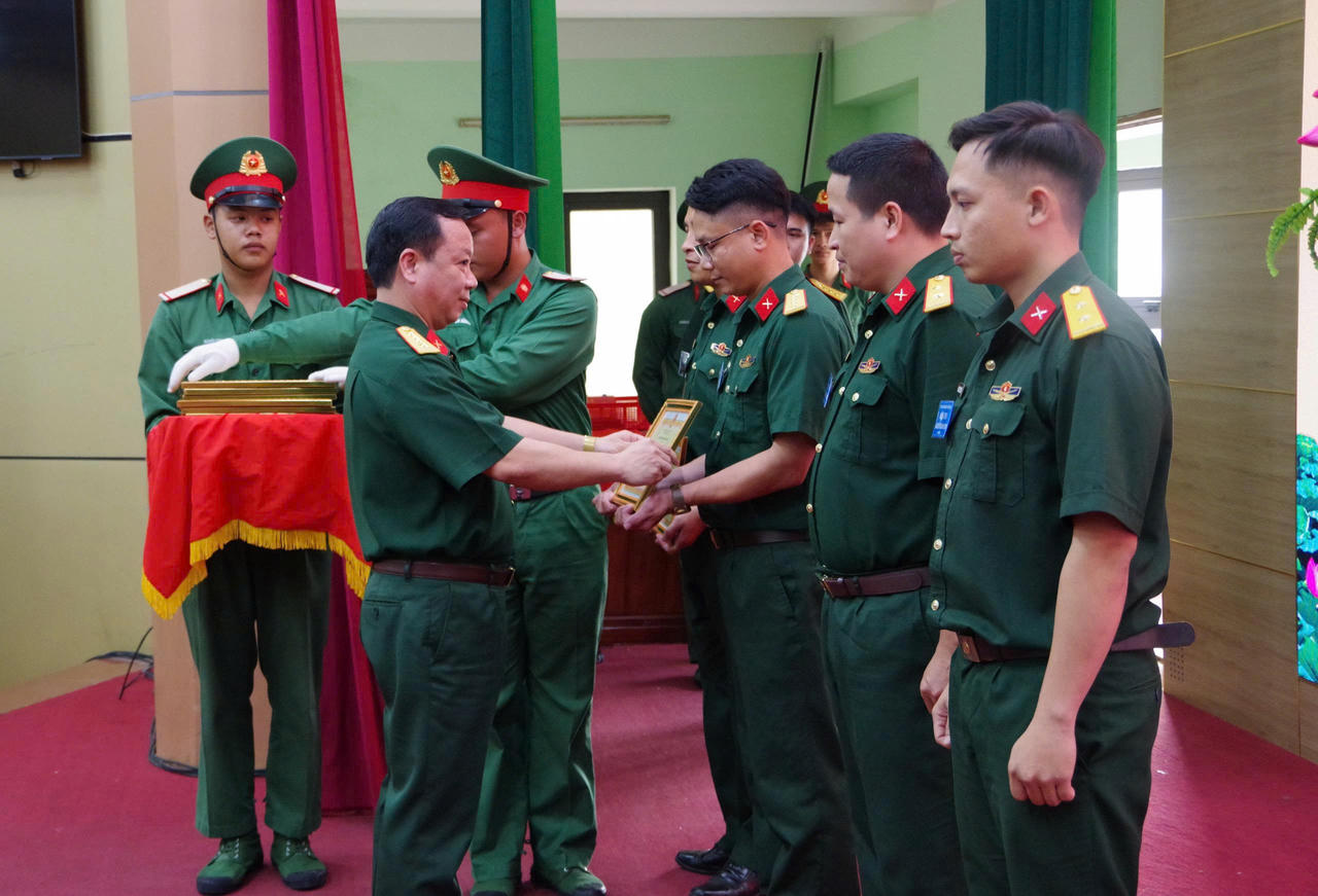 Bộ CHQS tỉnh Quảng Trị nâng cao chất lượng đội ngũ báo cáo viên từ thực tiễn hội thi