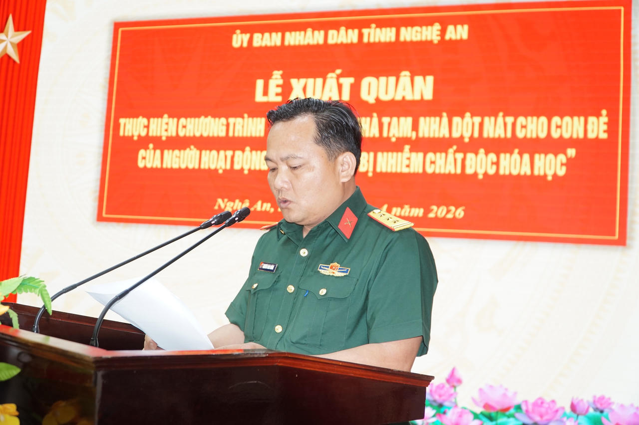 Thượng tá Nguyễn Toàn Thắng - Chính ủy Trung đoàn 764 đại diện lực lượng được giao nhiệm vụ quyết tâm phấn đấu hoàn thành xuất sắc nhiệm vụ được giao. (Ảnh: Tuyết Lan)