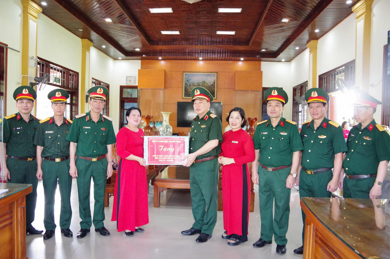 Quân ủy Trung ương, Bộ Quốc phòng tổ chức các hoạt động tri ân, tặng quà tại Quảng Trị
