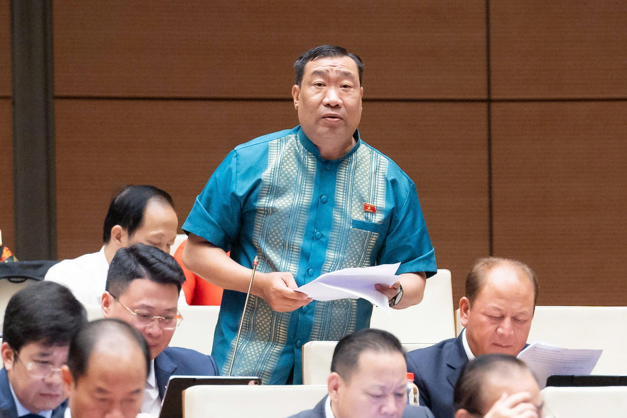 Đại biểu Thạch Phước Bình phát biểu tại phiên thảo luận