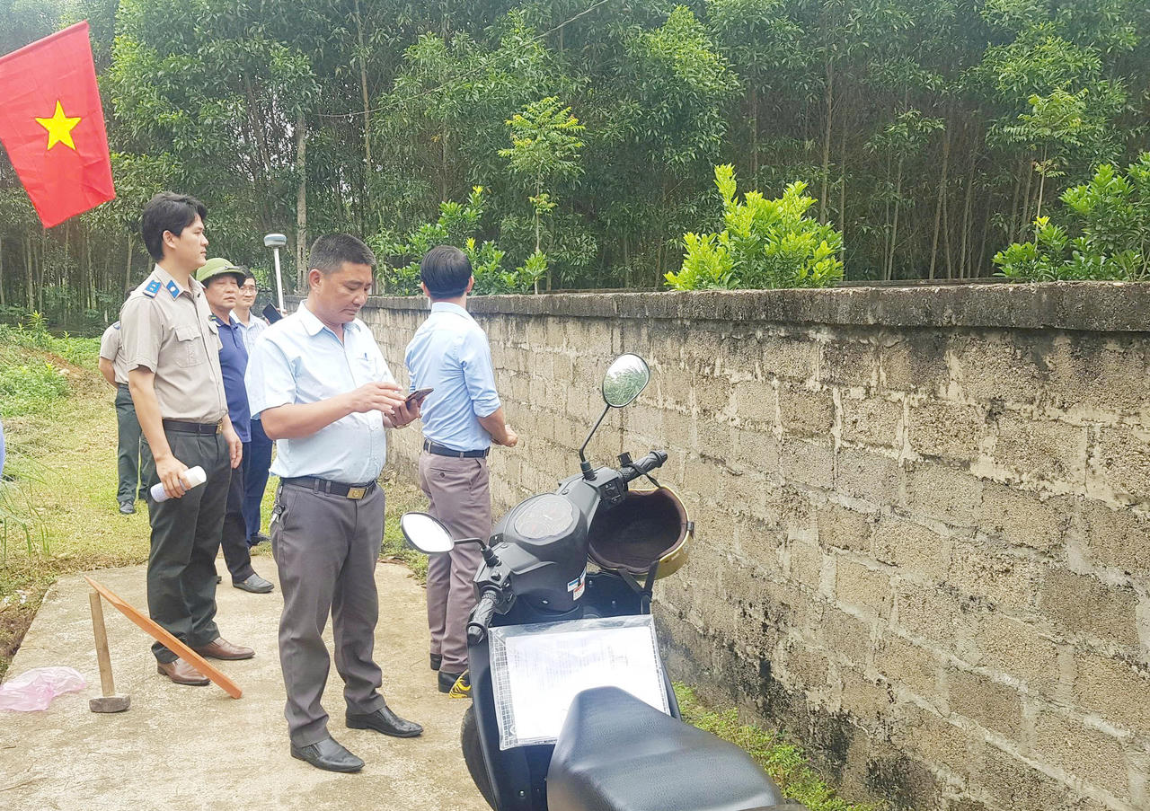 Có những vụ việc được thi hành án ngay trước thời gian thực hiện cưỡng chế do công tác tuyên truyền, thuyết phục của cán bộ THADS với vai trò của ông Hoàng Danh Trung chủ trì thực hiện.
