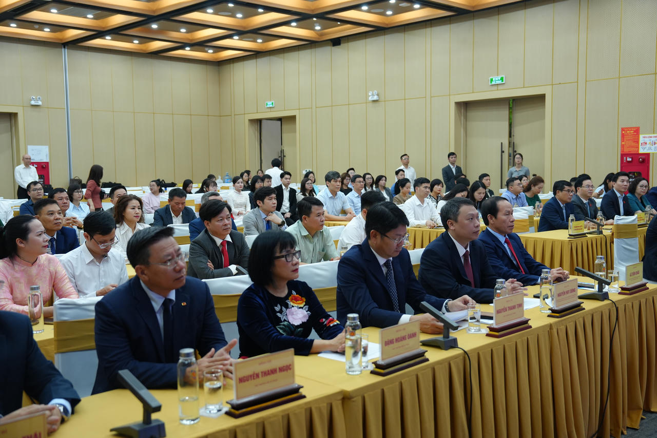 Khai trương Cơ sở dữ liệu quốc gia về pháp luật phiên bản mới