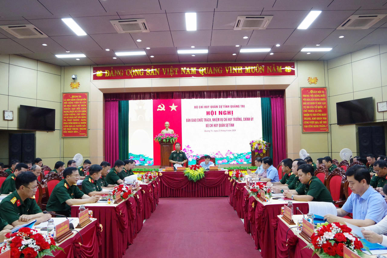 Toàn cảnh hội nghị.