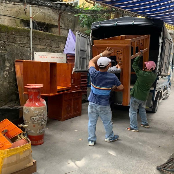 Quảng Ninh: Bí thư Đoàn phường chuyển nghề thi hành án dân sự vì đam mê được thực thi công vụ