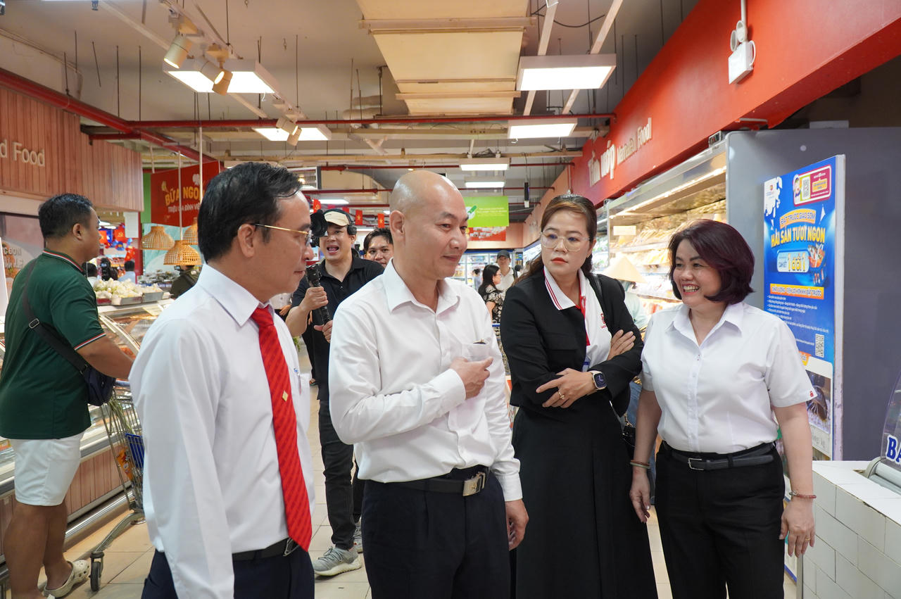 Ra mắt túi môi trường phiên bản giới hạn kỷ niệm 30 năm Co.opmart