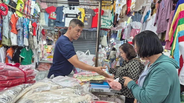 Đề xuất miễn thuế cho hộ kinh doanh doanh thu dưới 1 tỷ đồng/năm
