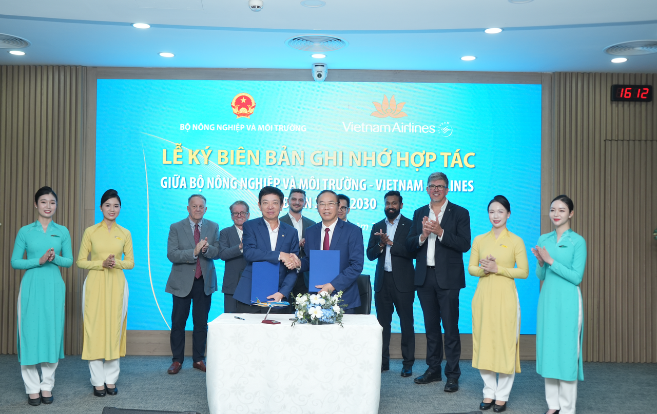 Vietnam Airlines ký thỏa thuận hợp tác với Bộ Nông nghiệp và Môi trường giai đoạn 2026–2030.