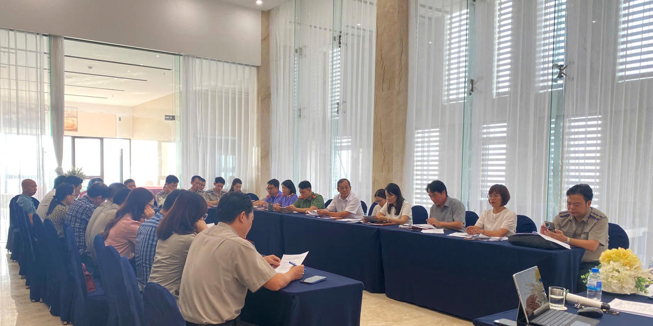 Quang cảnh buổi tọa đàm.