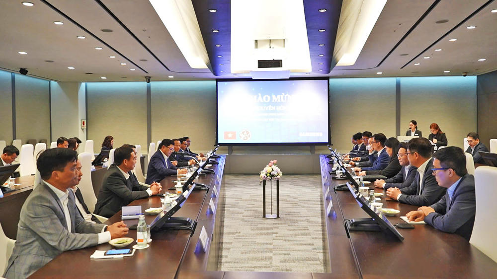 Bí thư Tỉnh ủy Bắc Ninh làm việc với Tập đoàn Samsung, thúc đẩy hợp tác công nghệ cao