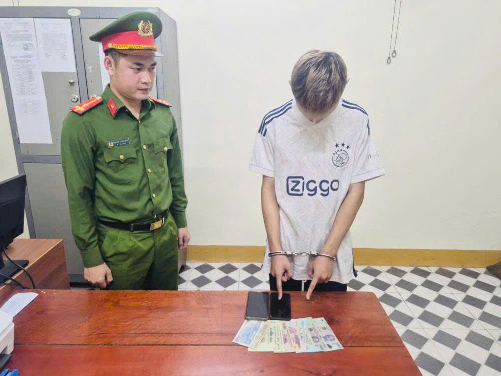 Bắt tạm giam nam thanh niên trộm cắp tài sản tại bãi biển