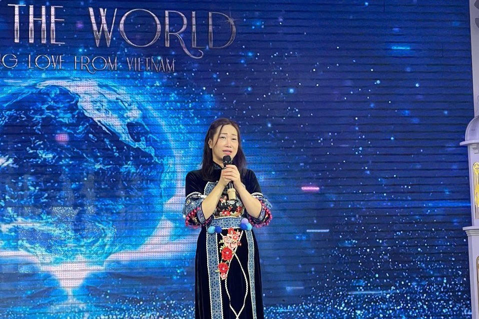 Nghệ sĩ viola Nguyệt Thu và dự án âm nhạc 'Save The World' - Hành trình lan tỏa yêu thương