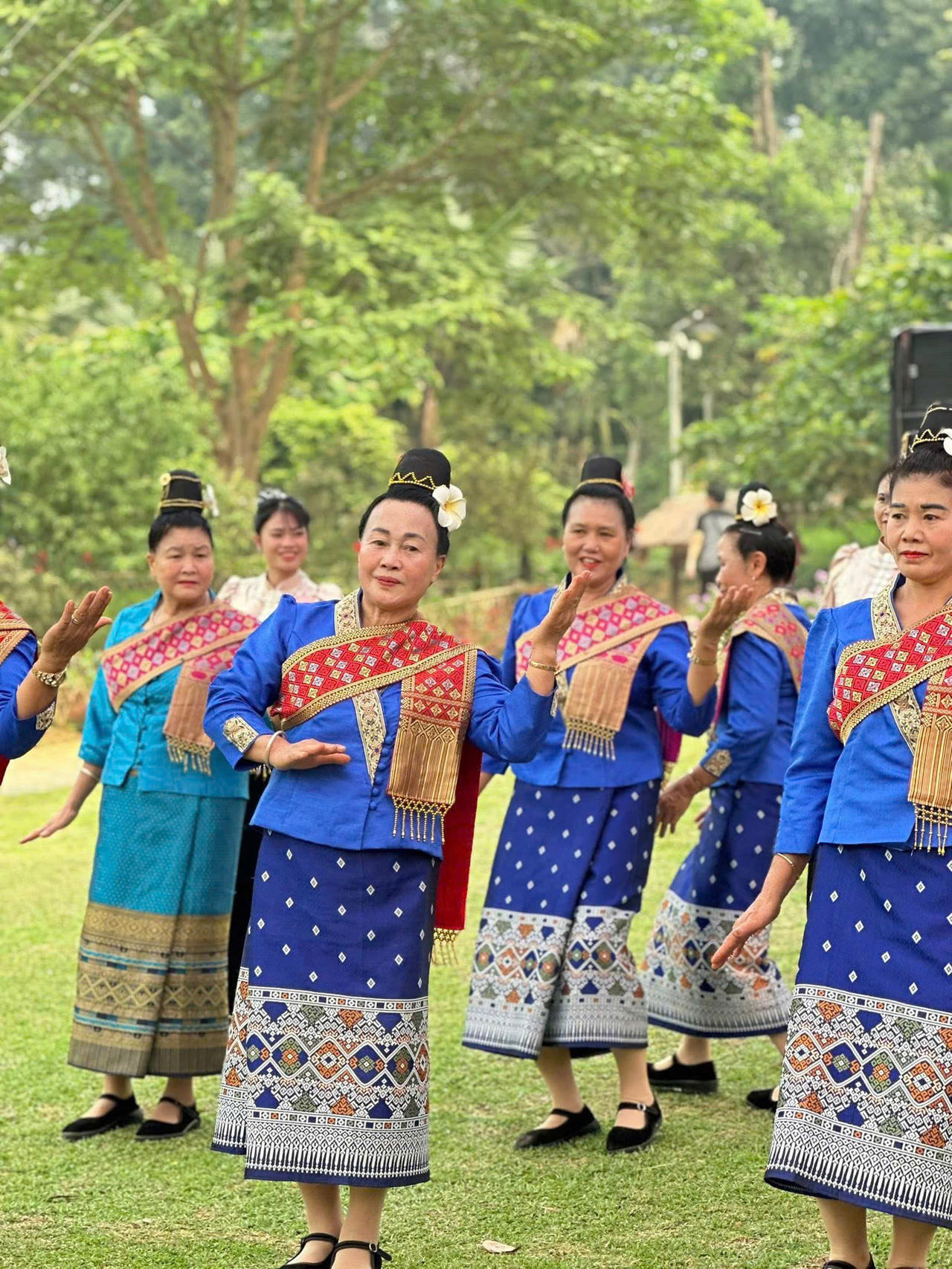 Không gian văn hóa còn được tái hiện qua các nghi lễ truyền thống độc đáo