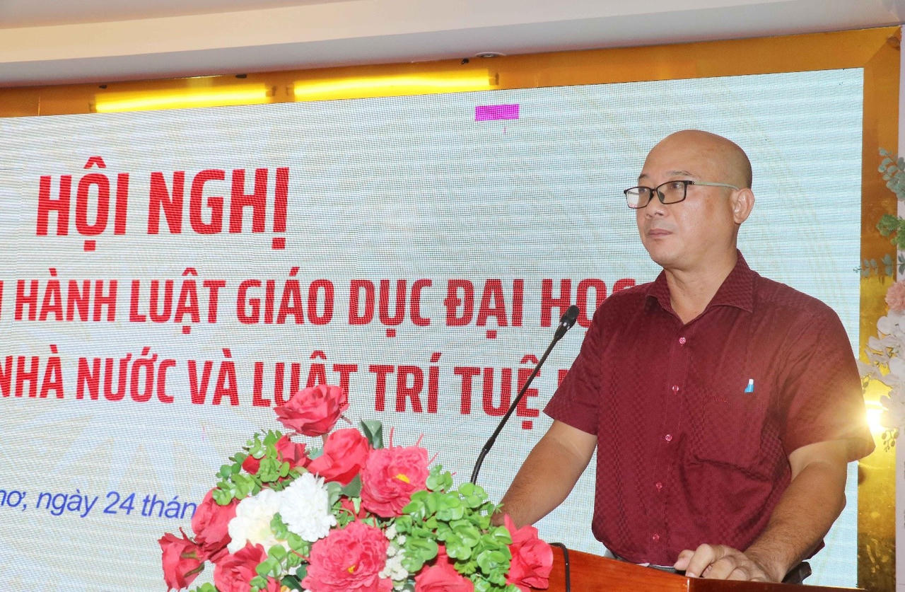 Ông Đồng Việt Phương - Phó Giám đốc Sở Tư pháp TP Cần Thơ phát biểu khai mạc Hội nghị