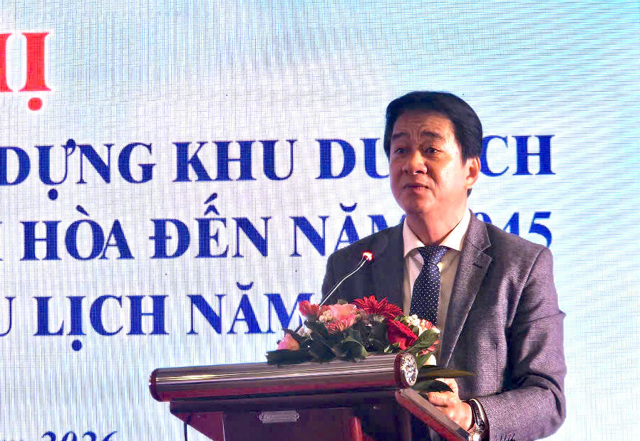 Ông Nguyễn Long Biên, Phó Chủ tịch Thường trực UBND tỉnh Khánh Hòa phát biểu.
