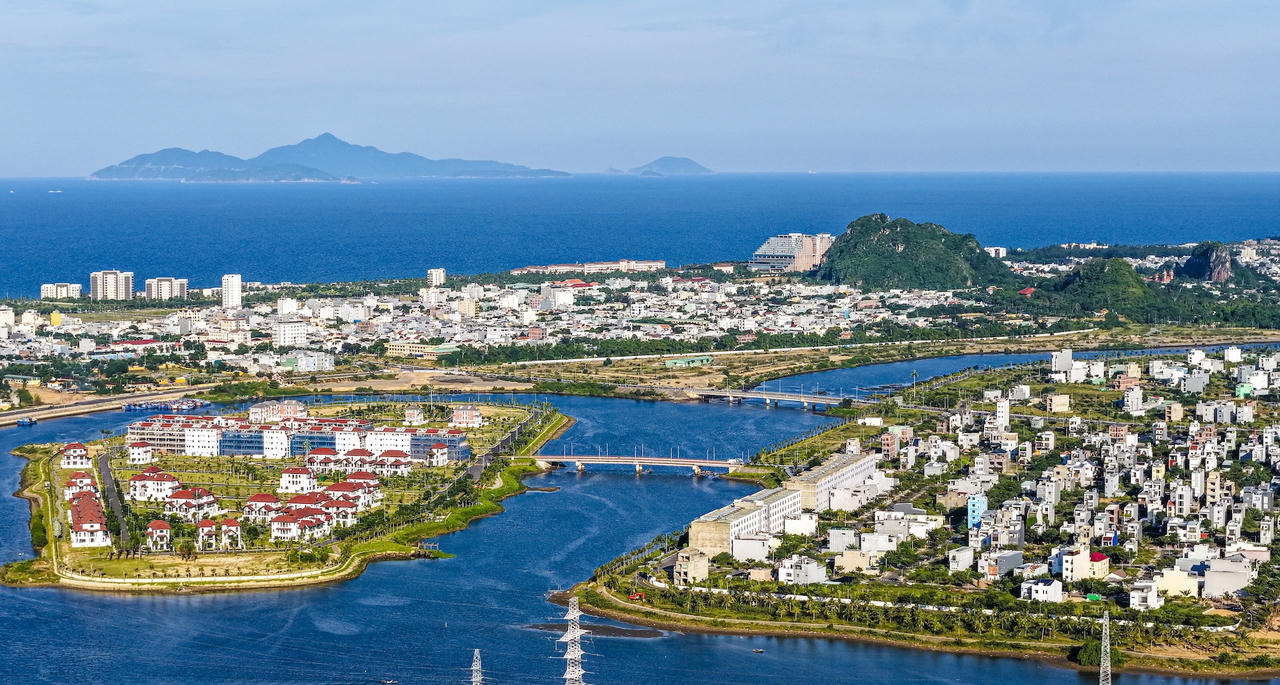 Toàn cảnh quần thể dự án Sun Group ở trung tâm Nam Đà Nẵng. Ảnh: Ánh Dương.