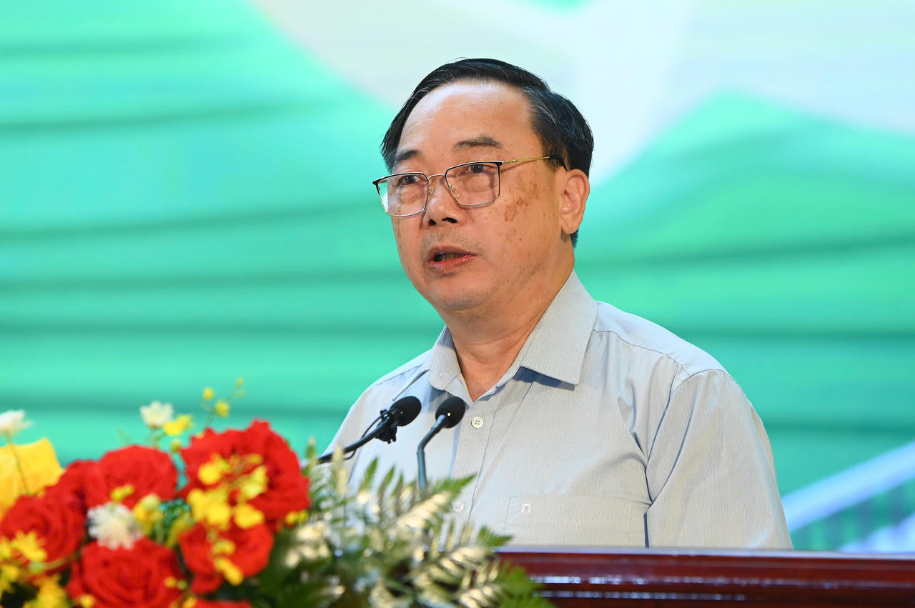 Ông Phạm Văn Duy, Phó Cục trưởng Cục Chất lượng, Chế biến và Phát triển thị trường (Bộ Nông nghiệp và Môi trường) phát biểu tại hội nghị.