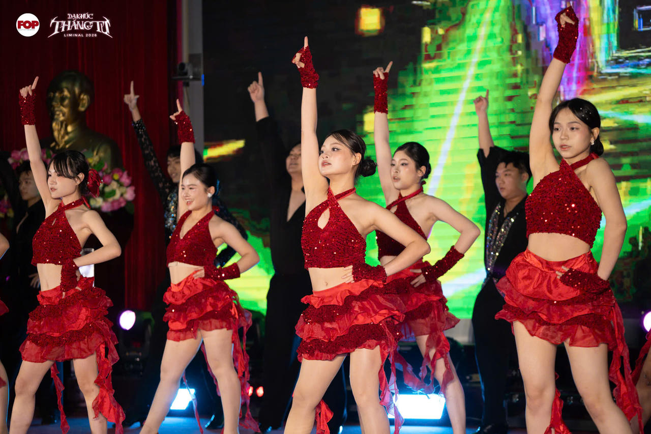 Tiết mục nhảy Dancesport mang đậm dấu ấn tài năng của sinh viên trường Báo. (Ảnh: BTC)