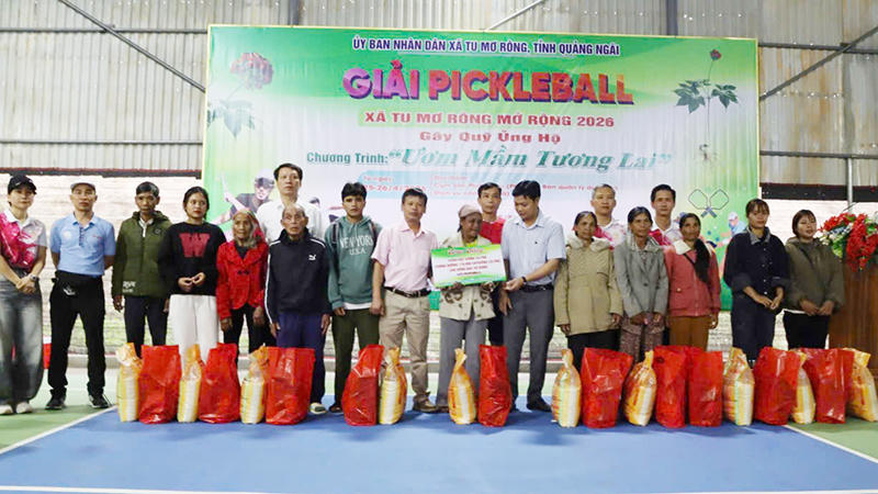 Quảng Ngãi: Giải Pickleball gây quỹ ươm hơn 176.000 cây cà phê giống cho đồng bào Xơ Đăng