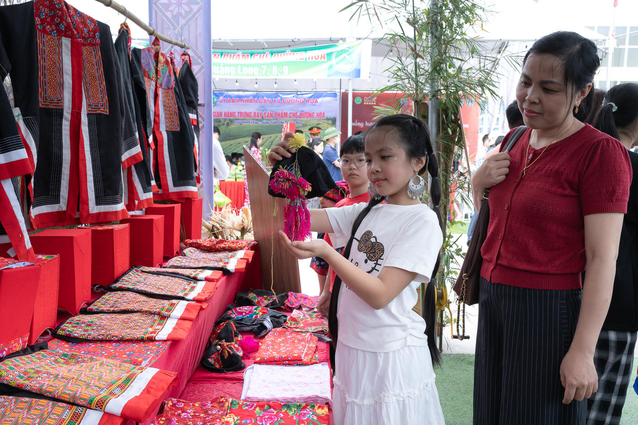 Sắc màu Dao giữa núi rừng Đông Bắc - câu chuyện từ lễ hội Khỏi Kêm