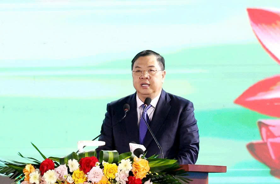 Phó Thủ tướng Thường trực Chính phủ Phạm Gia Túc phát biểu tại Lễ khai mạc.