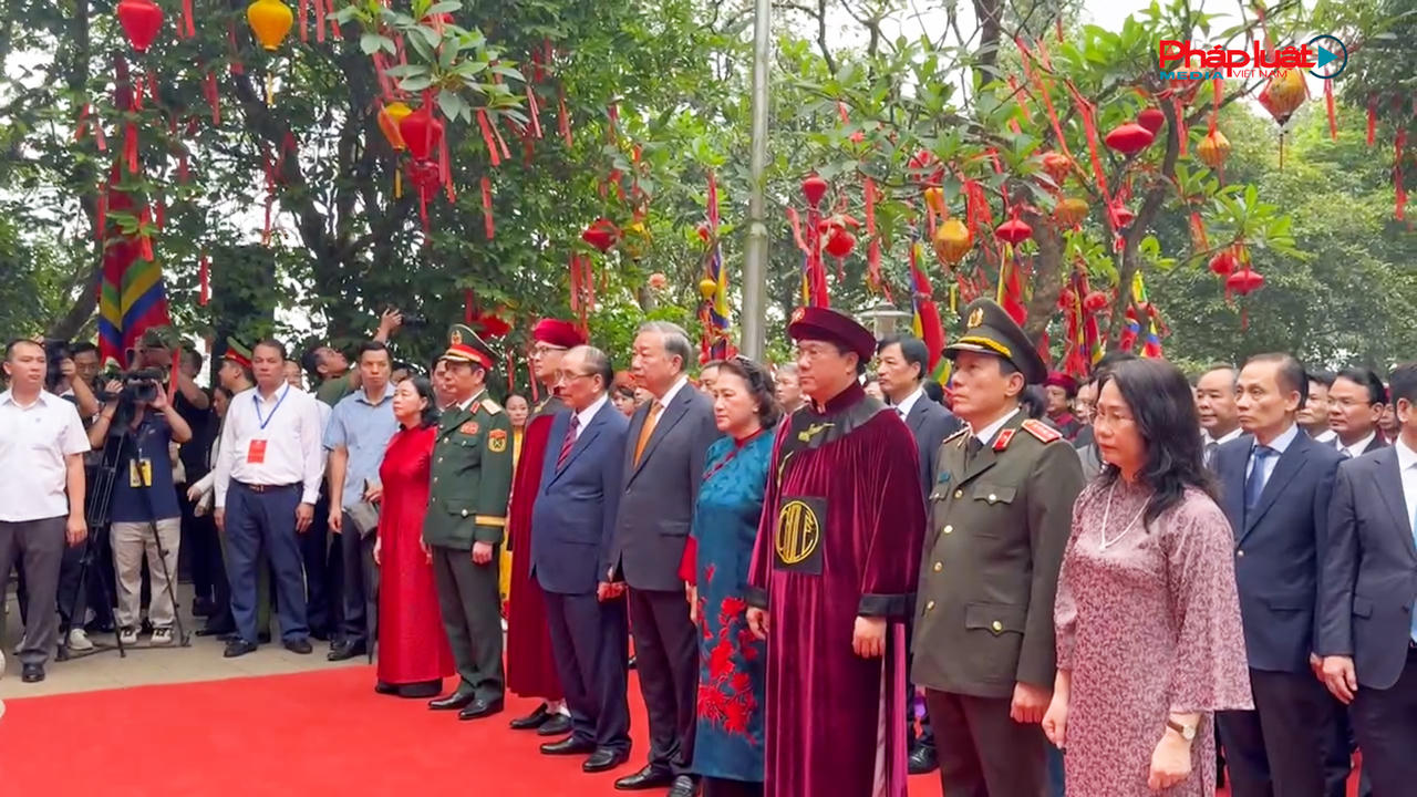 Thiêng liêng đất Tổ: Tổng Bí thư, Chủ tịch nước Tô Lâm dâng hương tri ân các Vua Hùng