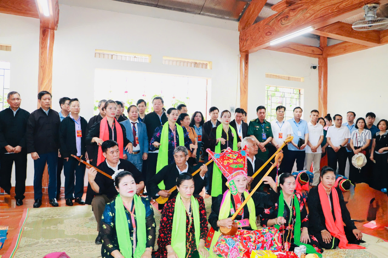 Lời Then vọng mãi