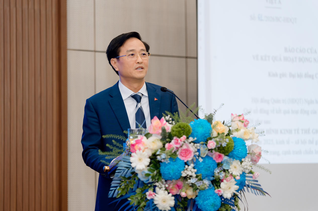 Ông Nguyễn Văn Trọng – Thành viên HĐQT, Tổng Giám đốc VietABank phát biểu tại ĐHCĐ thường niên VietABank 2026