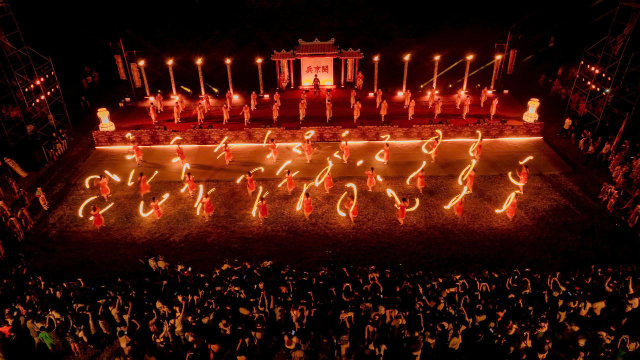 Khí thế hào hùng tại lễ xuất quân và thao diễn Kinh binh.